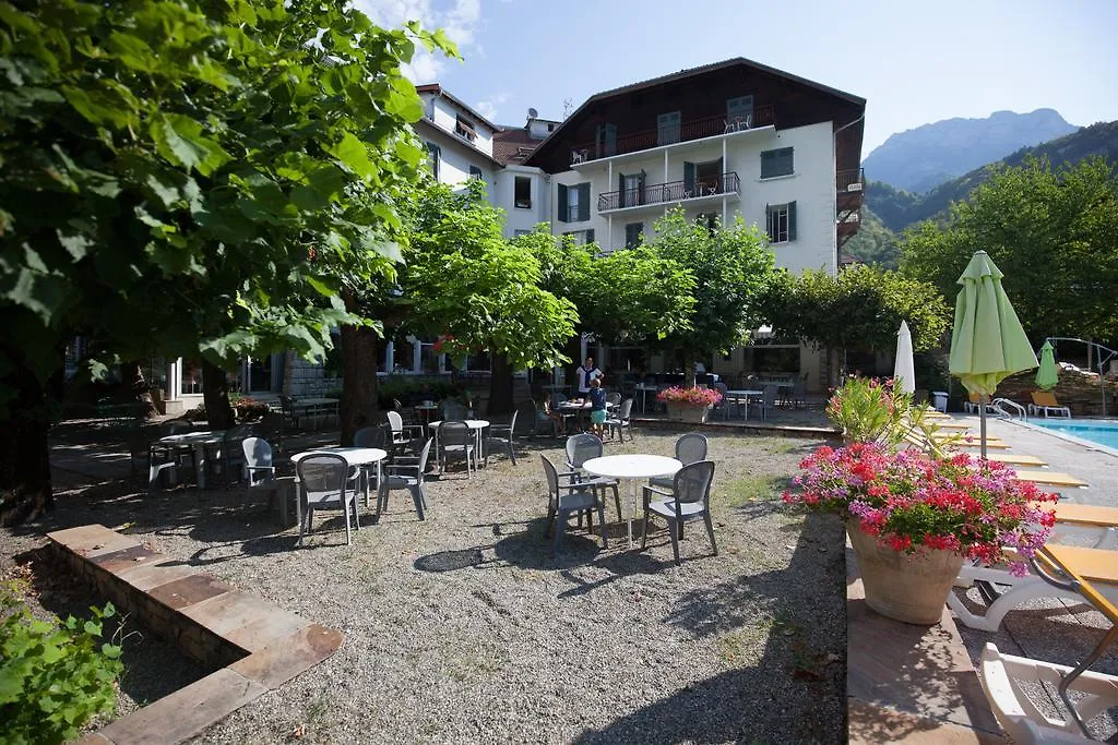 Hotel Du Lac Talloires 3*,